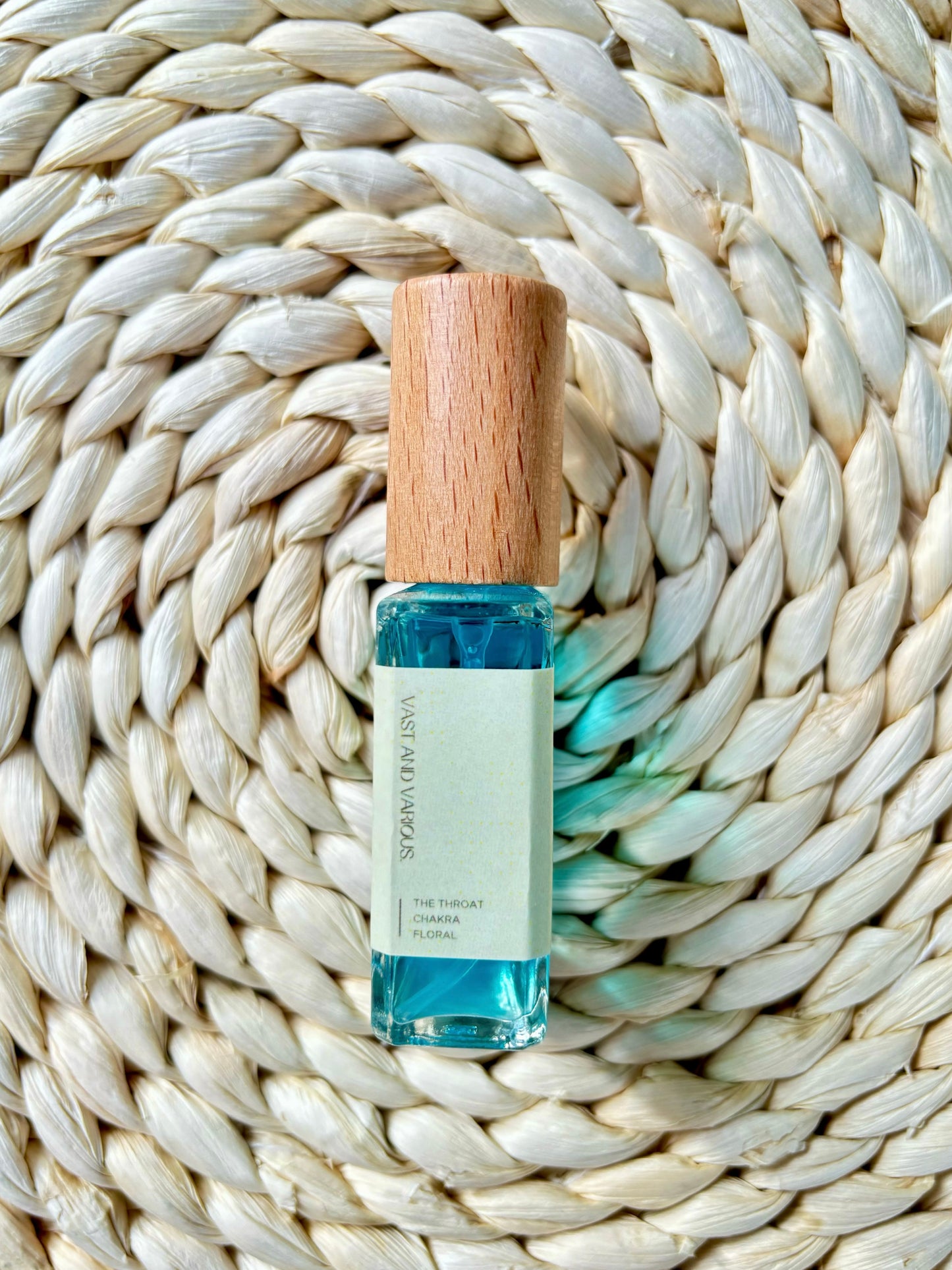 喉輪香水Viśuddha